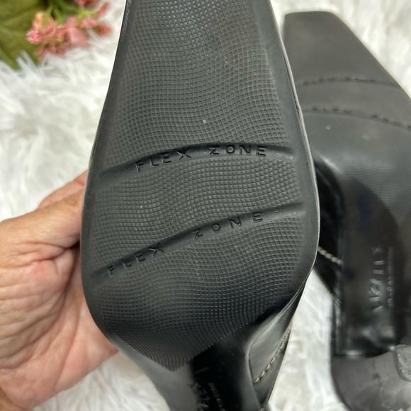 Liz Flex by Liz Claiborne Black Mule Sandals Size 8.5 “Kazoo” - Picture 8 of 10